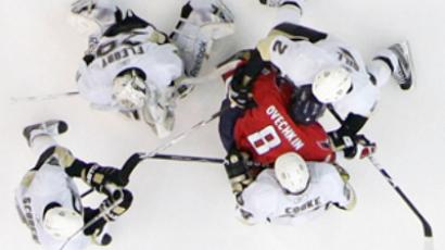 Malkin on fire as Penguins beat Flyers 