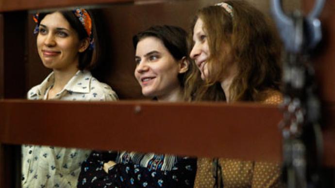 Moscow court postpones hearing of Pussy Riot appeal