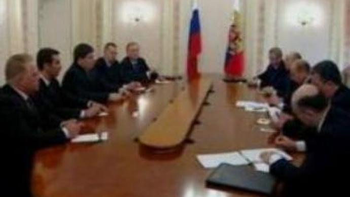 Russian & Latvian leaders in more talks