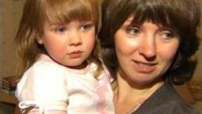 Russian mothers to face up to career-home choice