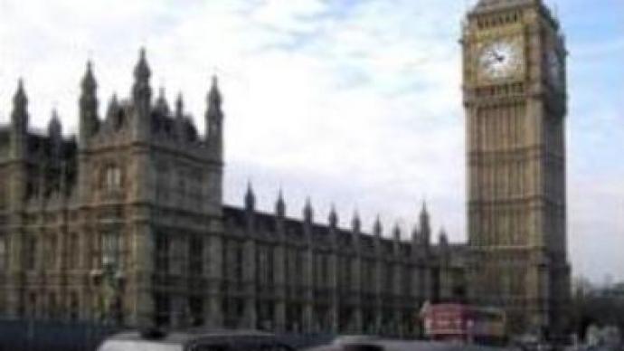 Russian prosecutors go to London