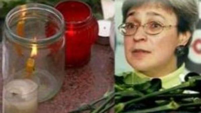 Russians commemorate murdered journalist