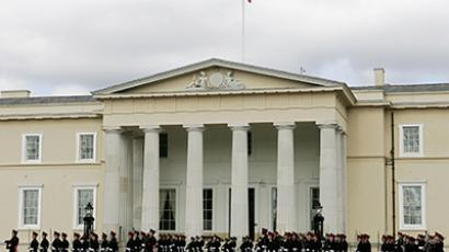 Teargas used to subdue schoolboys protesting Bahraini arrest