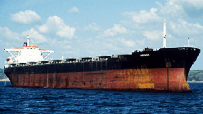 Somali pirates torturing captured Ukrainian sailors