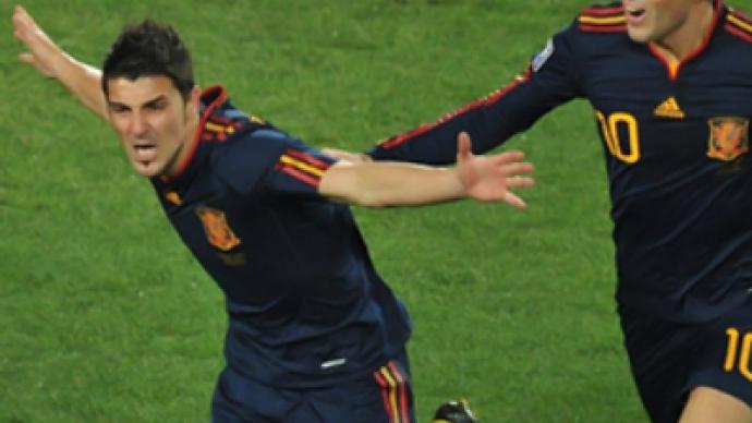 Spain overpowers Paraguay for semifinal spot