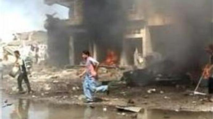 Suicide bomber kills 20 in Iraq