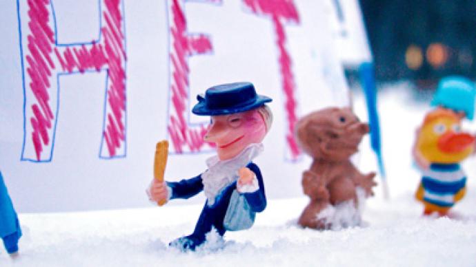 Toys rally against fraud: ‘nano-protest’ in Russia
