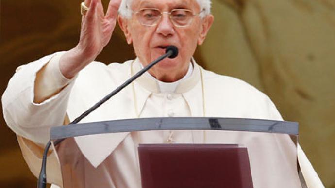 Vatican slams new book of leaked documents as ‘criminal’
