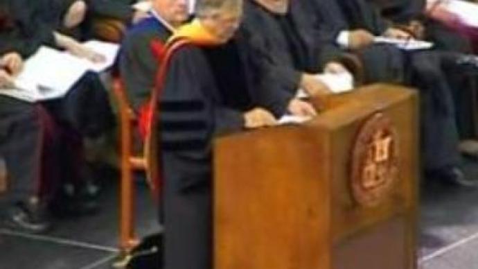 Virginia Tech honours killed students