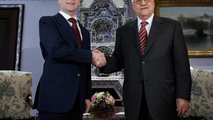 Medvedev and Abbas talk peace in Moscow