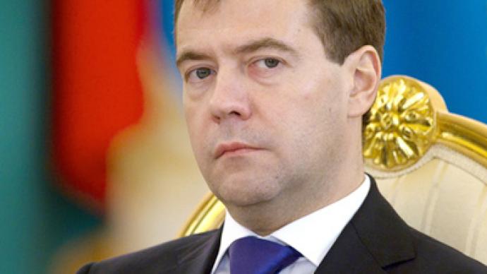 Medvedev signs Police Law