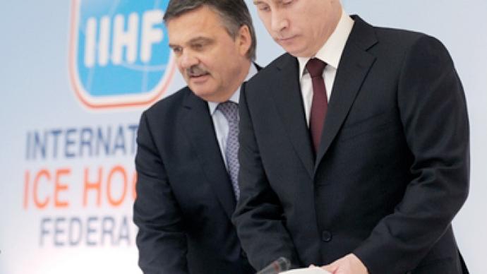 Putin shuns political issues as Russia receives right to host Hockey championship