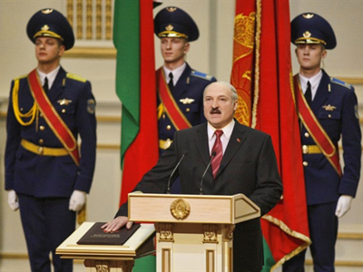 Lukashenko sworn in for fourth term as Belarusian president