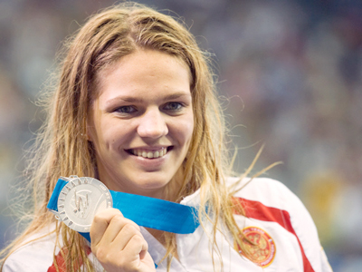 Efimova wins another silver as Russia finishes third in medal standings