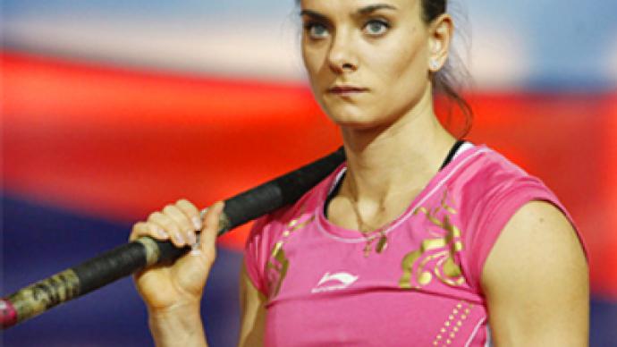 Pole-vault queen considers a year off