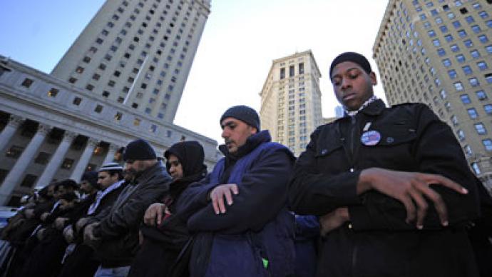 Civil liberties groups orders NYPD to stop spying on Muslims