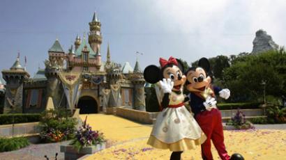 Michigan hospital sued for bending to demands of swastika-tattooed father