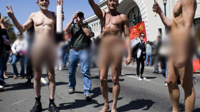 San Francisco moves to ban public nudity 