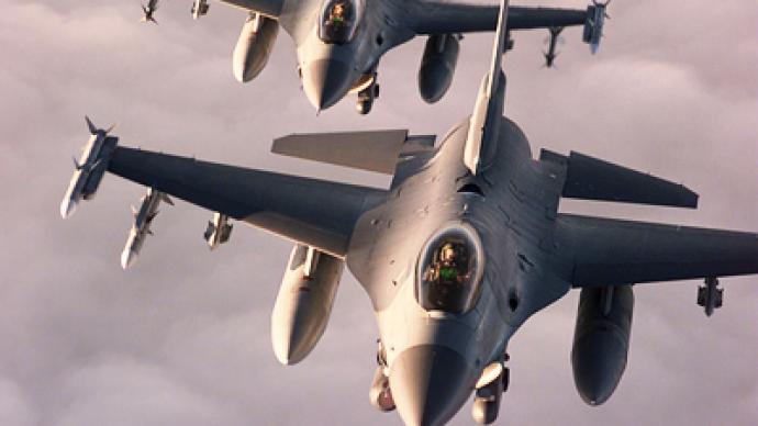 Fist fight on United flight leads to F-16 escort