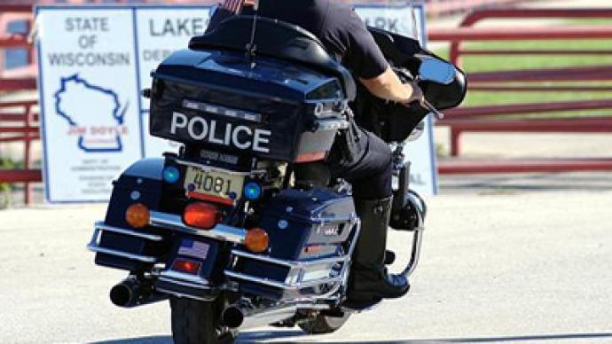 Wisc. police in pursuit of Democrats, State Assembly passes anti-union bill