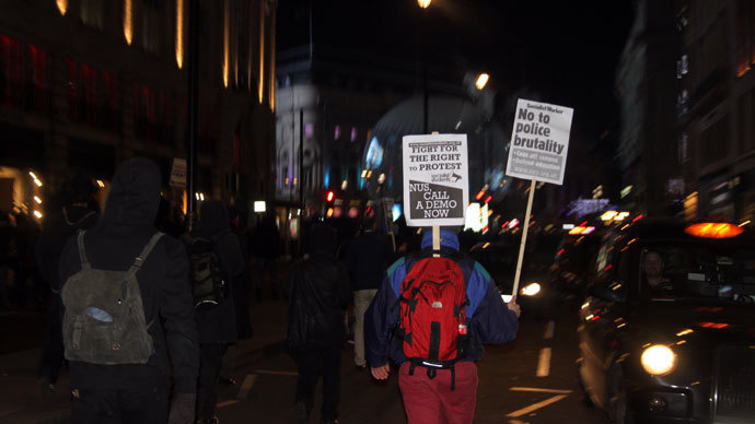 Thousands of UK students march in âCops off Campusâ protest on December 12, 2013 (Photo by Sara Firth, RT)