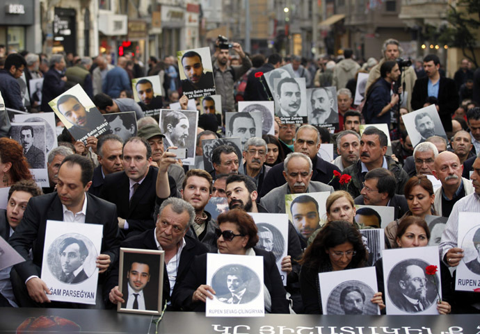 Activists hold pictures of Armenian victims during a demonstration to commemorate the 1915 mass killing of Armenians in the Ottoman Empire, in Istanbul April 24, 2014. (Reuters)