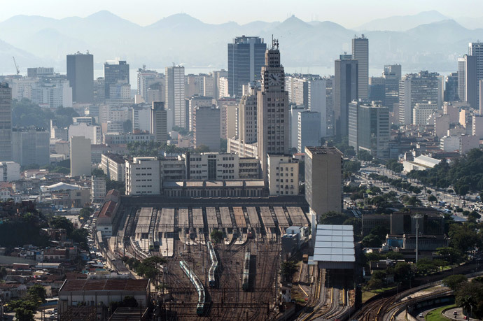 Aerial view of the Central Train Station in Rio de Janeiro, Brazil (AFP Photo / Yasuyoshi Chiba)
