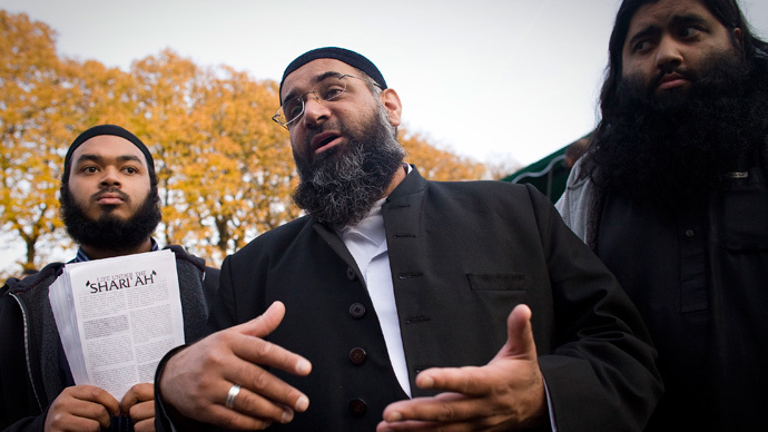 UK Snitch State: Public sector workers compelled to report ‘extremism’