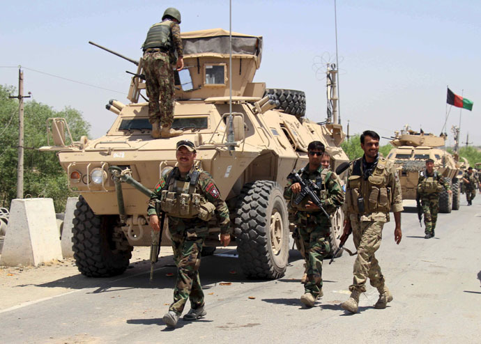 Afghan forces prepare for battle with Taliban on the outskirts of Kunduz city, northern Afghanistan June 21, 2015. (Reuters)