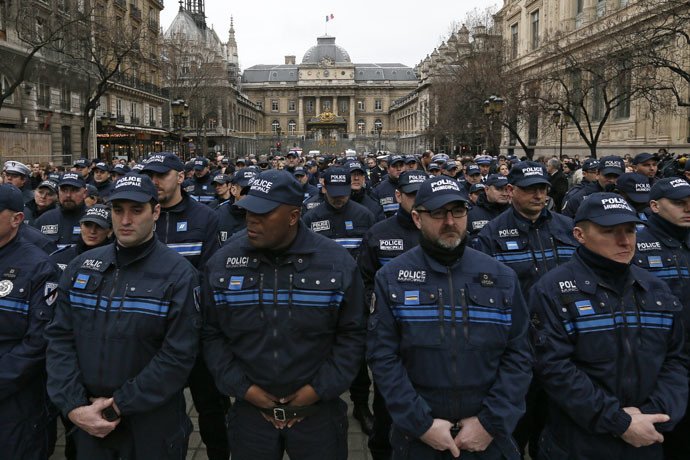 Dernière édition de Charlie : cinq millions d’exemplaires de Mahomet en larmes