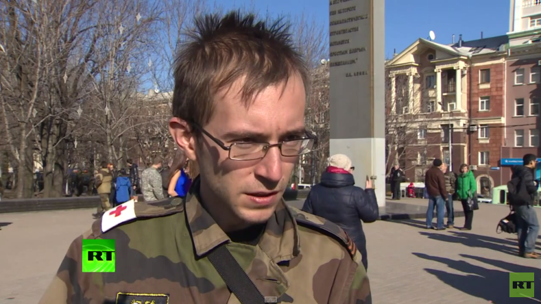 Donbass : «J’ai à peu près tout quitté en France pour venir ici» (VIDEO)