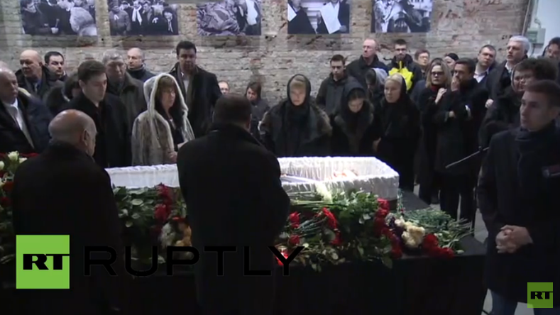 Les funérailles de Boris Nemtsov ont commencé