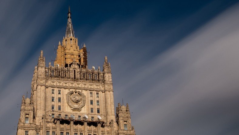 La Russie met un terme à ses activités liées au Traité sur les forces armées conventionnelles