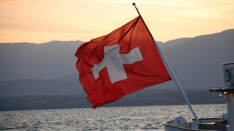 Les Suisses invités à choisir leur hymne