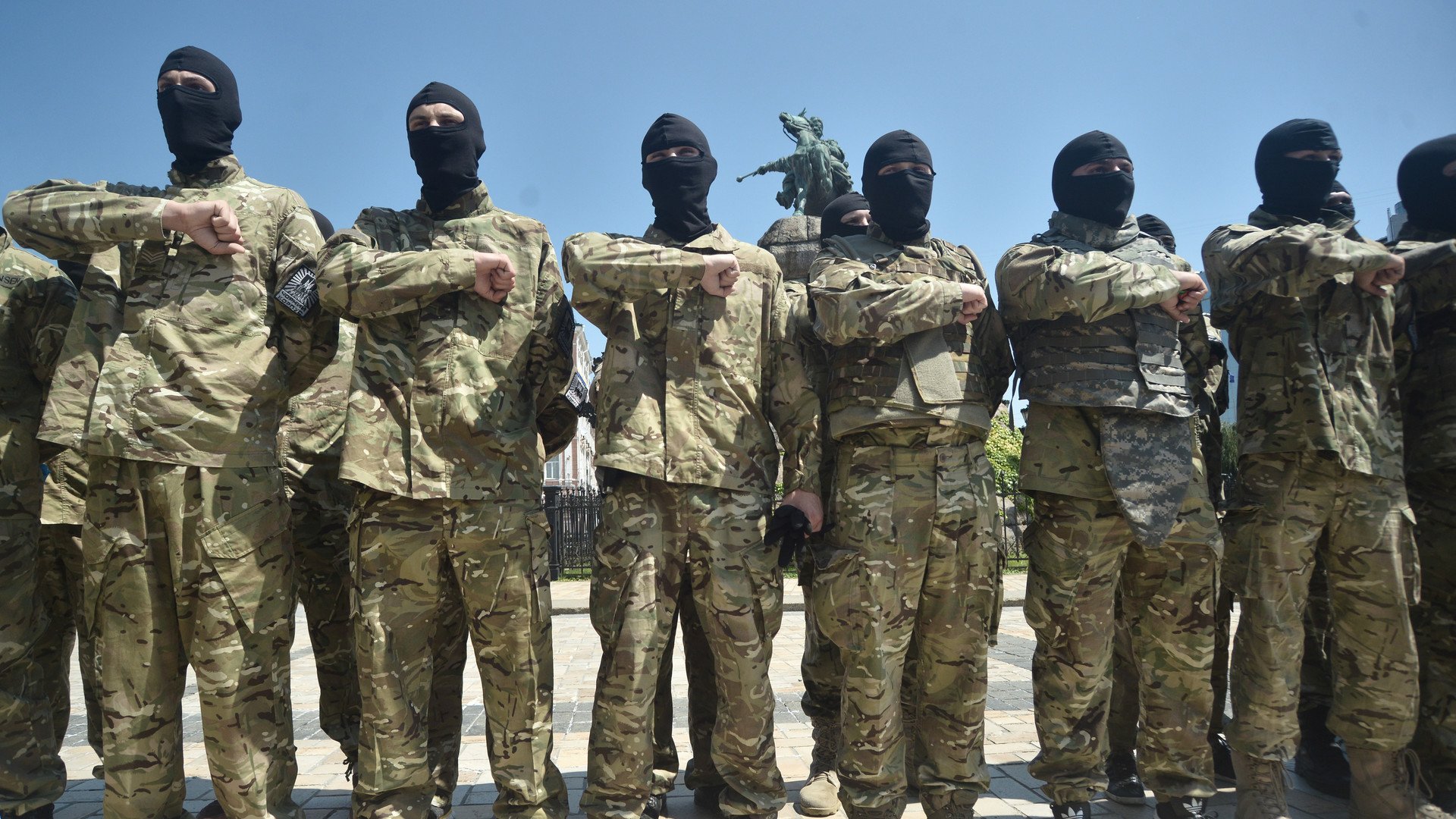 Le quotidien USA Today trouve des nazis dans le bataillon de volontaires de Kiev