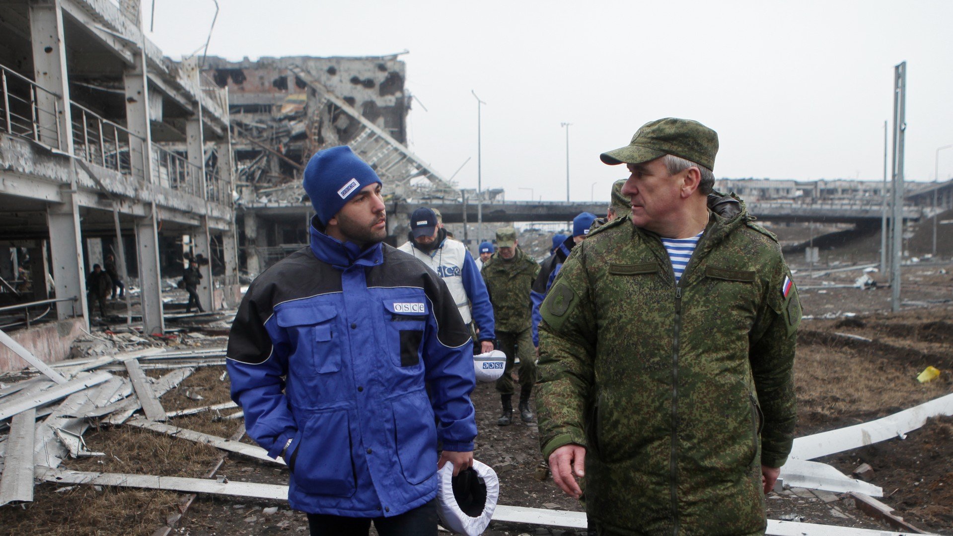 Lavrov sur les soldats de la paix en Ukraine: «Je ne crois pas qu'il y ait de fous dans l'UE»