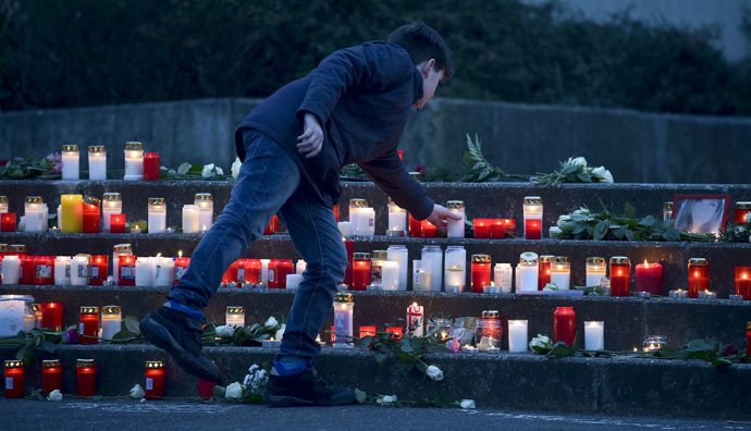 «Le jour le plus sombre» : une école allemande pleure ses élèves morts dans l’accident du vol 4U2592