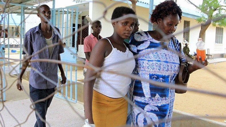 Une rescapée du massacre de Garissa retrouvée après une cache de deux jours dans une garde-robe