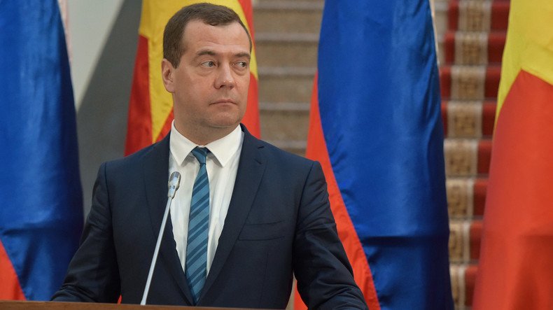 Medvedev : la Russie et le Vietnam doivent commercer davantage en monnaies nationales