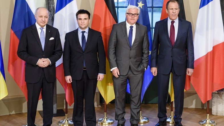 Le format Normandie soutien le retrait des armes de la ligne de cessez-le-feu ukrainien (VIDEO)