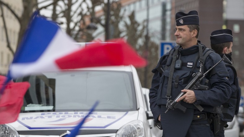Attentat évité à Villejuif : trois nouveaux suspects en garde-à-vue