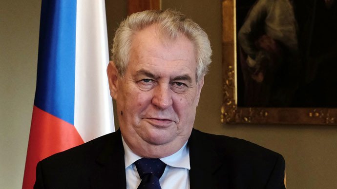 L’ambassadeur américain interdit d’entrée au château de Prague