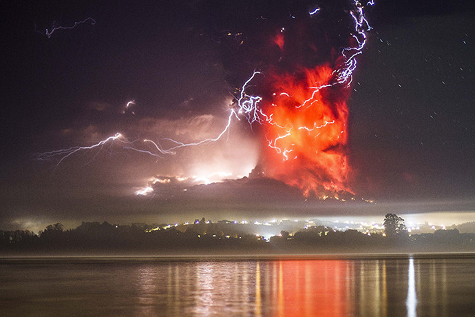 Au Chili, le volcan Calbuco a pris tout le monde par surprise (PHOTOS, VIDEO)