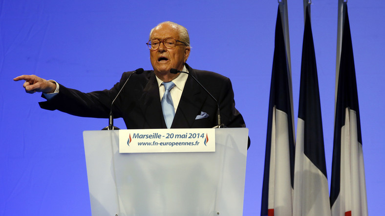 Jean-Marie Le Pen suspendu du Front national