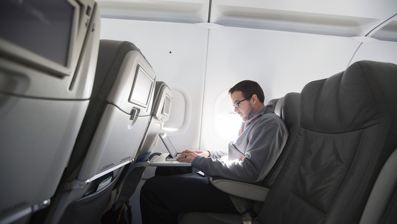 Un cyber pirate américain accède à l’ordinateur d’un avion en vol