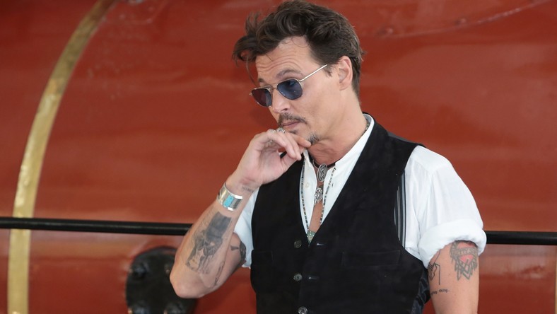 Johnny Depp et ses chiens à la barre des accusés : l’acteur risque dix ans de prison en Australie