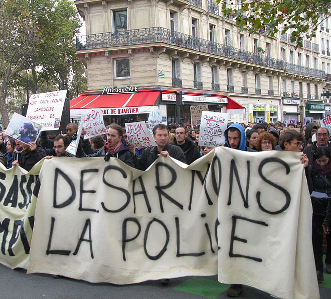 Des députés souhaitent limiter le droit à manifester