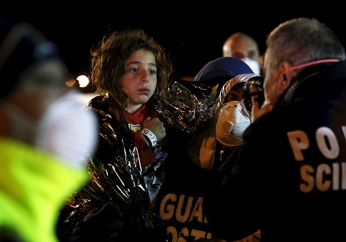 Partis d'Afrique, les migrants accostent à Strasbourg