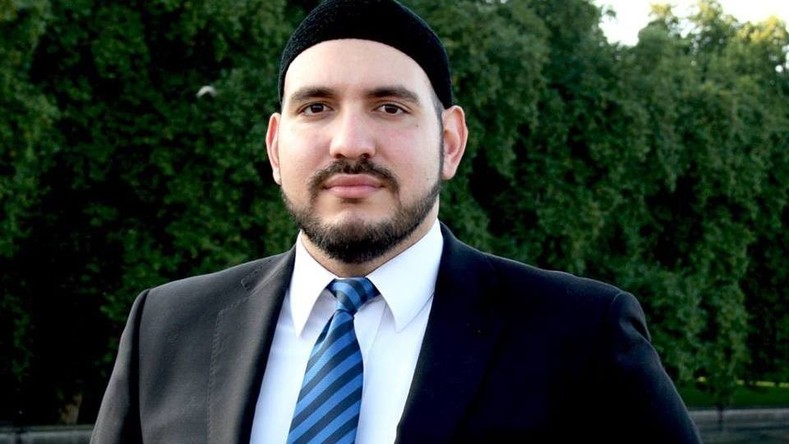 Au cœur de la police antiterroriste le jour et prédicateur musulman la nuit