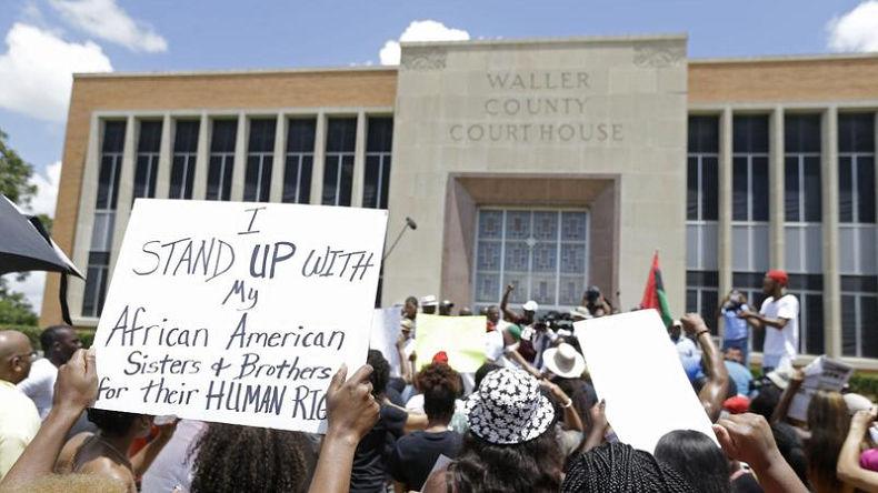 Etats-Unis, tensions raciales autour de la mort suspecte d'une jeune femme noire en prison